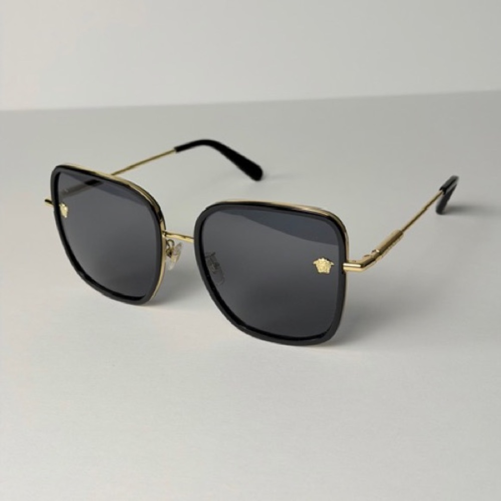 Versace  Mod 2247 1438/87 Sunglasses New Authentic